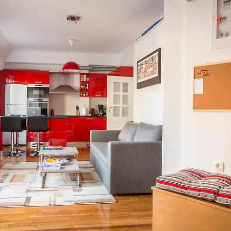 Martin's Akropolis Loft Apartment